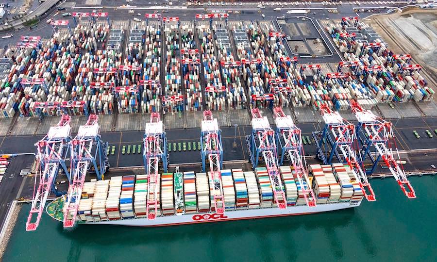 Contrôles douaniers et chaîne d'approvisionnement au port de Long Beach